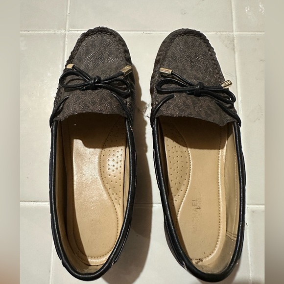 Michael Kors Loafers - Picture 6 of 7